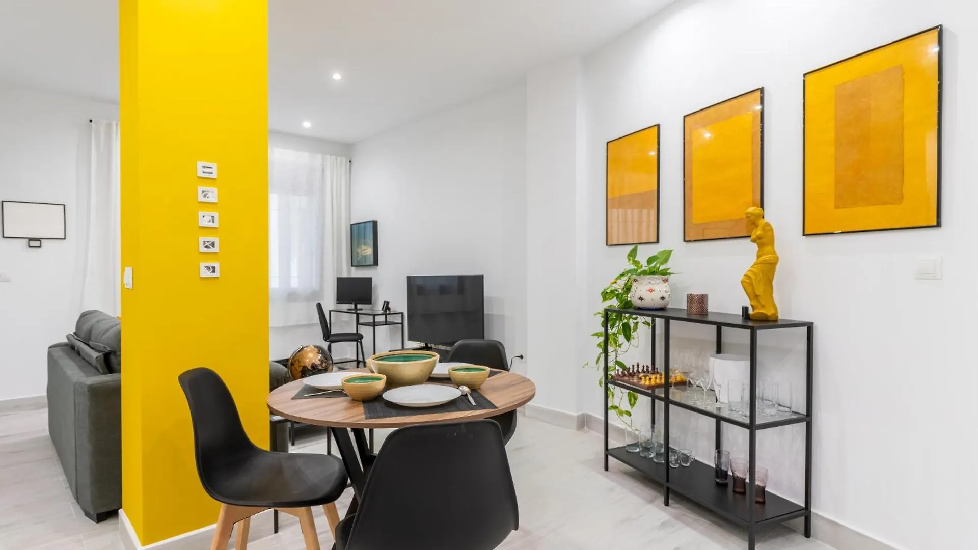 Lp2 Loft Timeless Suite Sevilla En Pareja 0*, Севилья