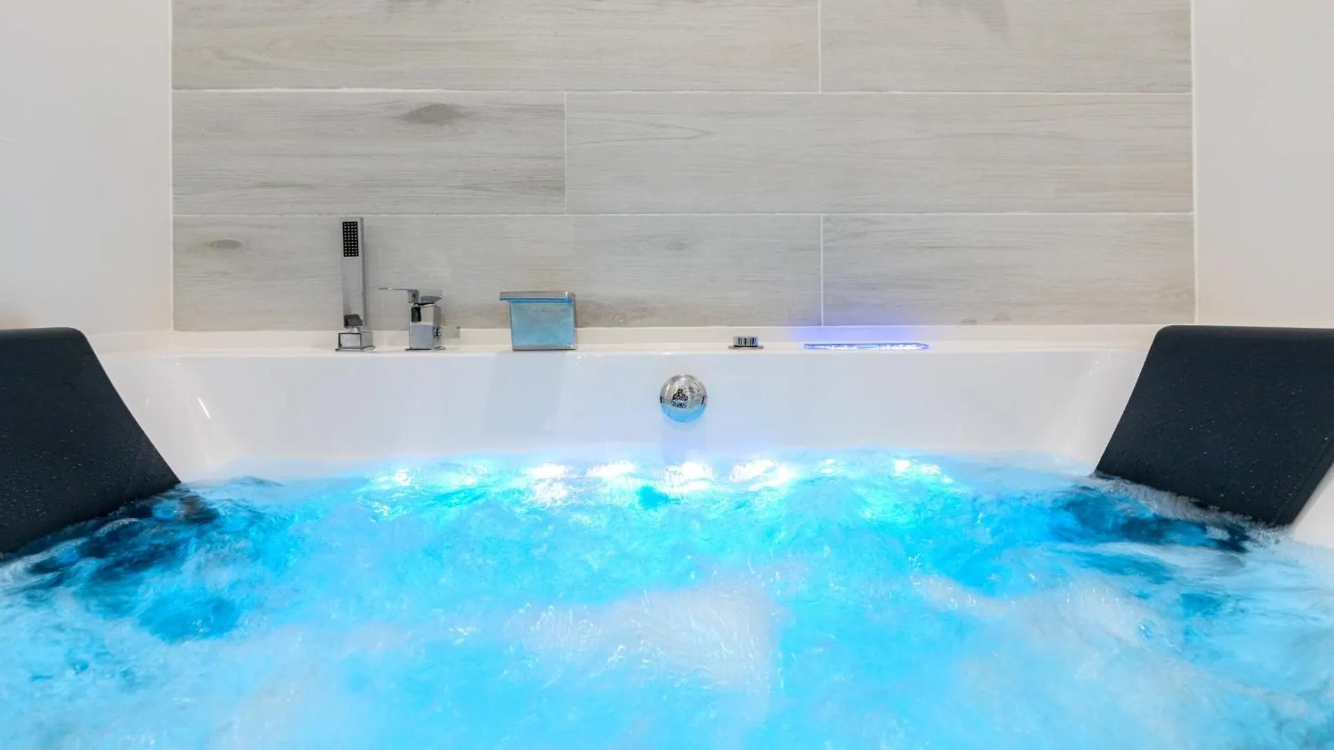 Апартаменты Lp2 Loft Timeless Suite Sevilla En Pareja